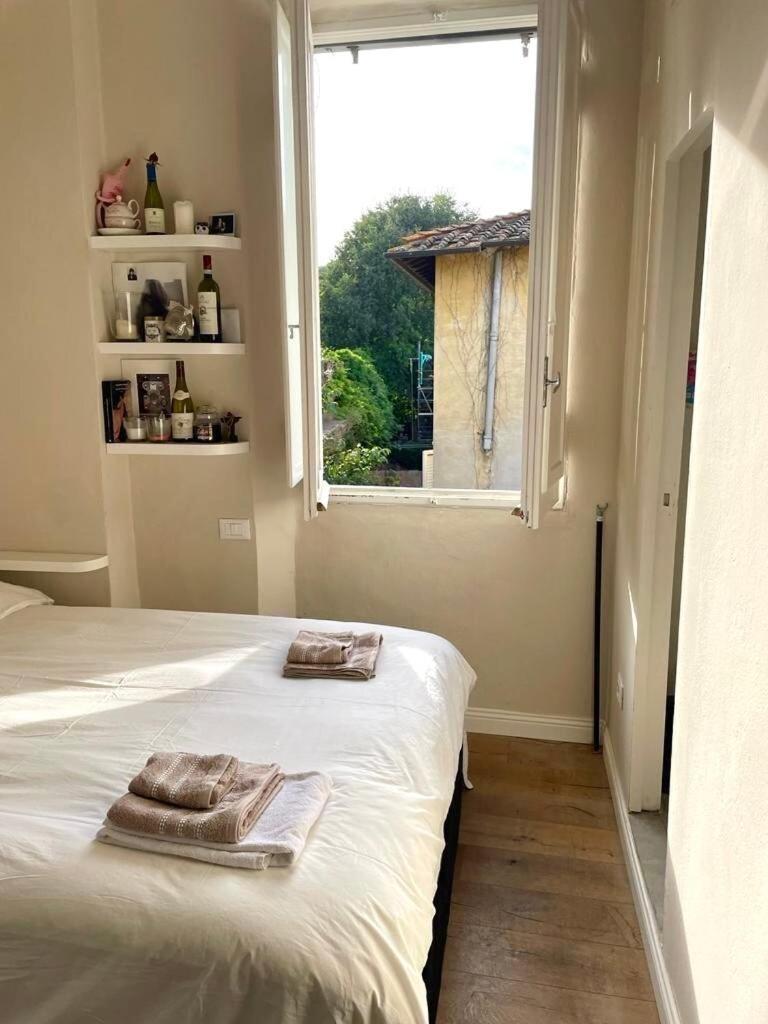 Appartement Surrounded By Greenery In The Heart Of Florence