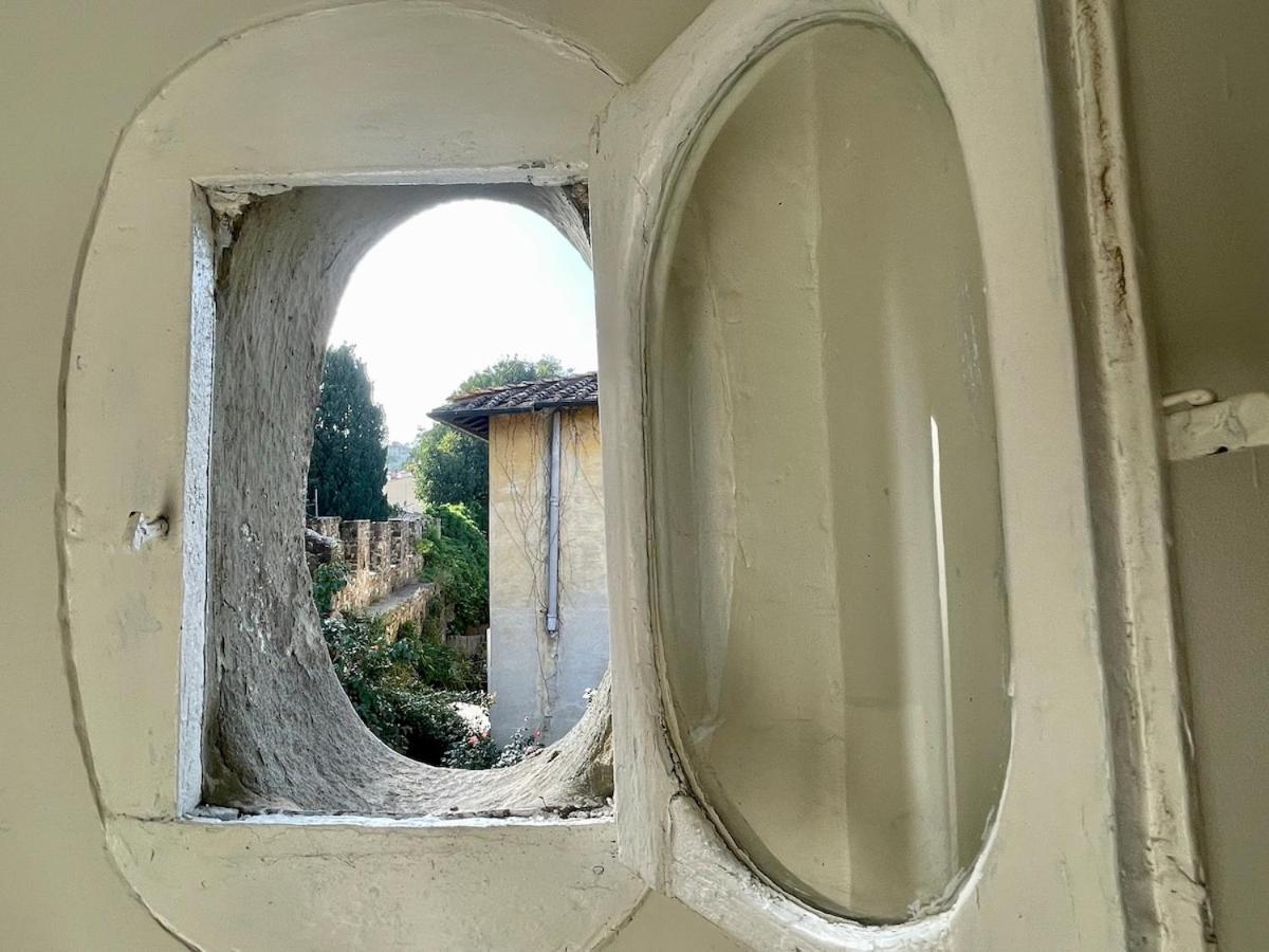 Surrounded By Greenery In The Heart Of * Florence